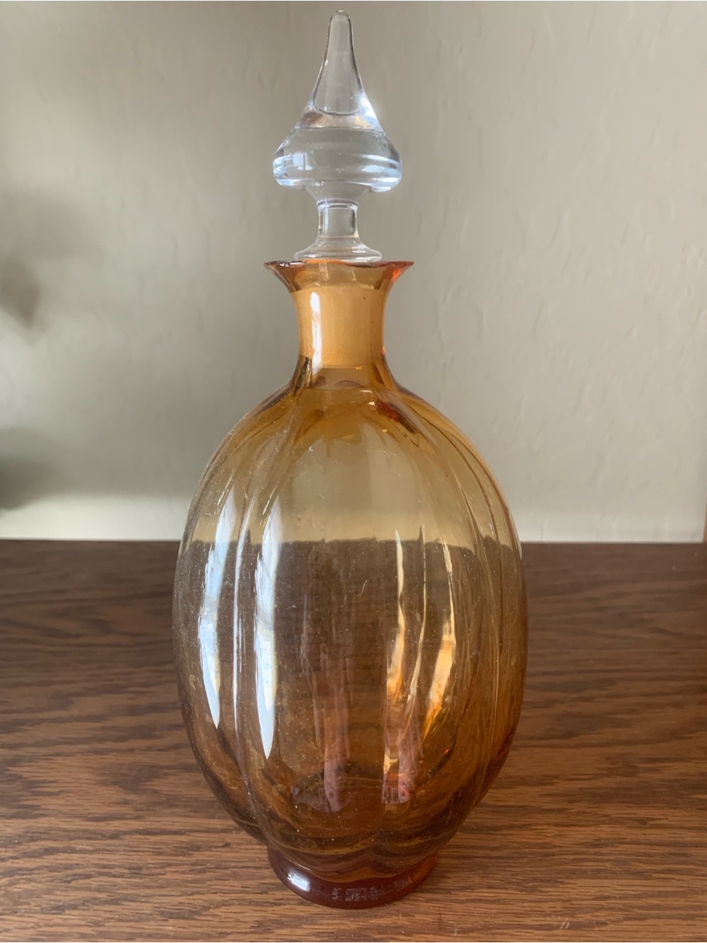 Amber Ribbed Glass Decanter with Clear Stopper